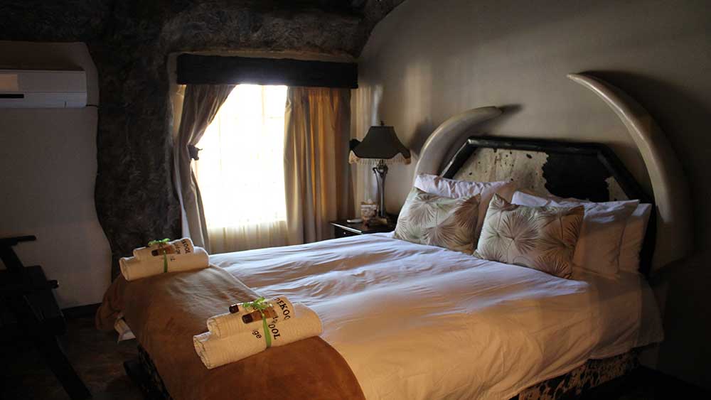 Hoofslaapkamer